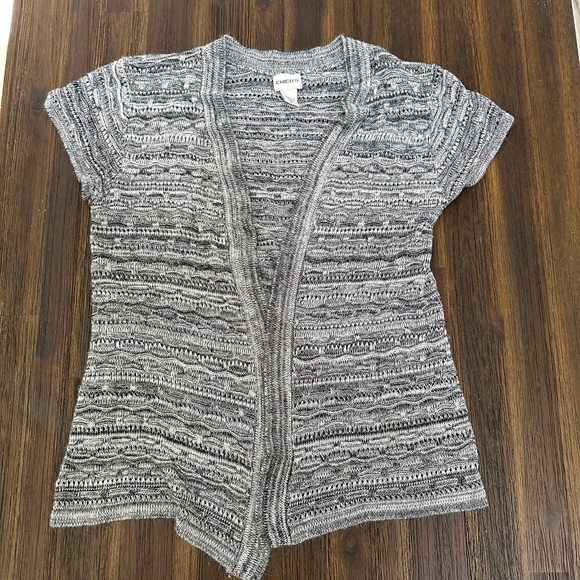 Chico’s Gray Open-Front Sweater cardigan short sleeve Size 1 - Picture 1 of 5